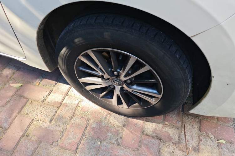 Used Toyota Levin 2016 1.6G CVT Elite Edition Right Front Wheel Hub
