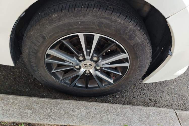 Used Toyota Levin 2016 1.6G Manual Elite Edition Right Front Wheel Hub