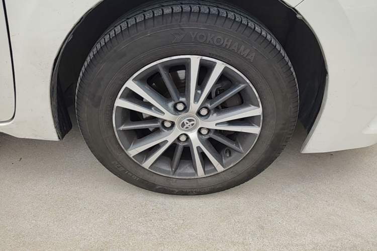 Used Toyota Levin 2016 1.6G CVT Elite Edition Right Front Wheel Hub
