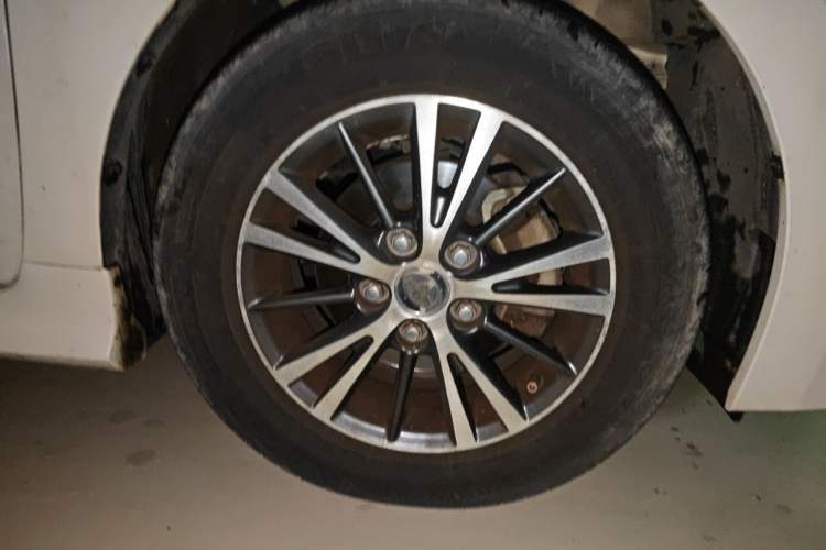 Used Toyota Levin 2016 1.6G-L CVT Leading Edition Right Front Wheel Hub