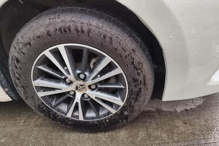 Used Toyota Levin 2016 1.6G-L CVT Leading Edition Right Front Wheel Hub