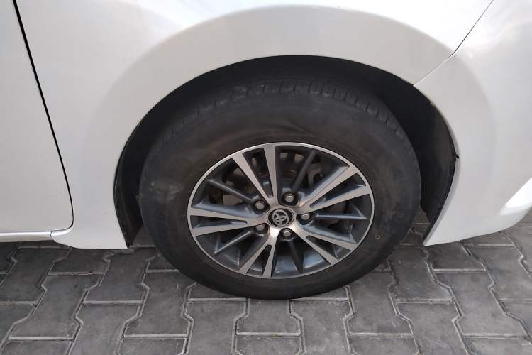 Used Toyota Levin 2016 1.6G CVT Elite Edition Right Front Wheel Hub