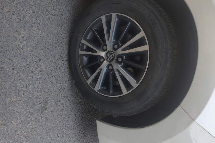 Used Toyota Levin 2016 1.6G-L CVT Leading Edition Right Front Wheel Hub