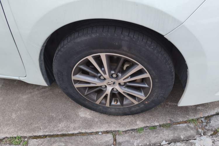 Used Toyota Levin 2016 1.6G CVT Elite Edition Right Front Wheel Hub