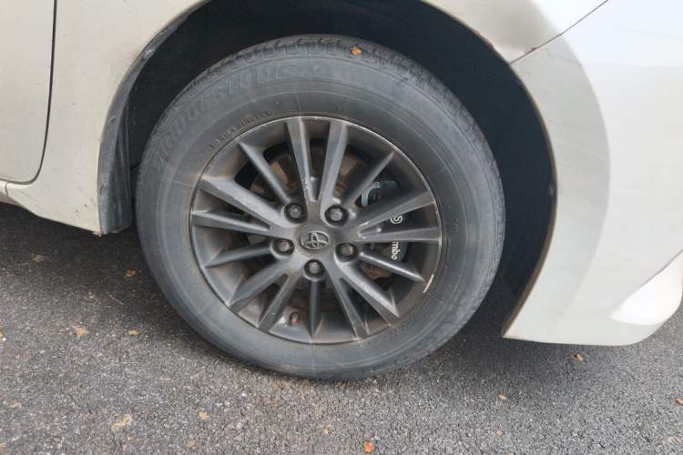 Used Toyota Levin 2016 1.6G CVT Elite Edition Right Front Wheel Hub