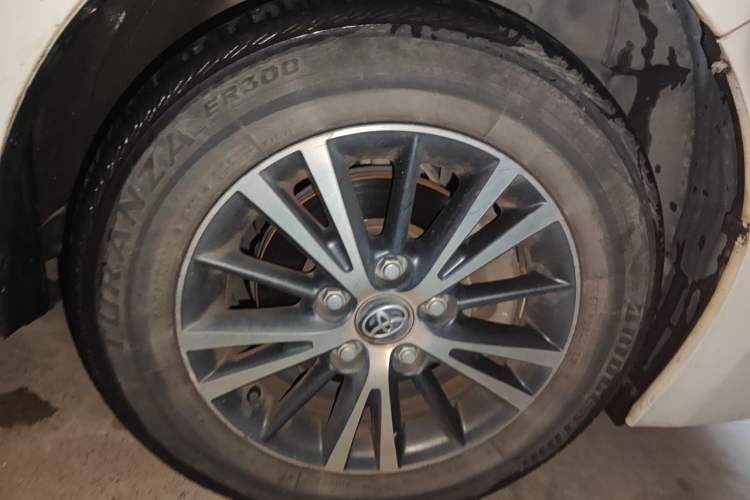 Used Toyota Levin 2016 1.6G CVT Elite Edition Right Front Wheel Hub