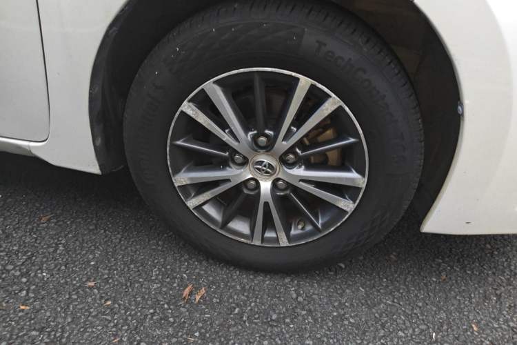 Used Toyota Levin 2016 1.6G CVT Elite Edition Right Front Wheel Hub