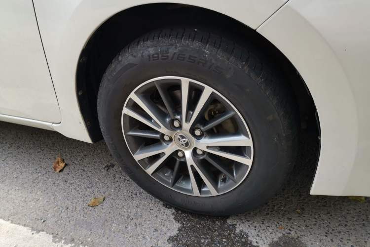 Used Toyota Levin 2016 1.6G CVT Elite Edition Right Front Wheel Hub