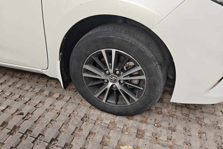 Used Toyota Levin 2016 1.6G CVT Elite Edition Right Front Wheel Hub