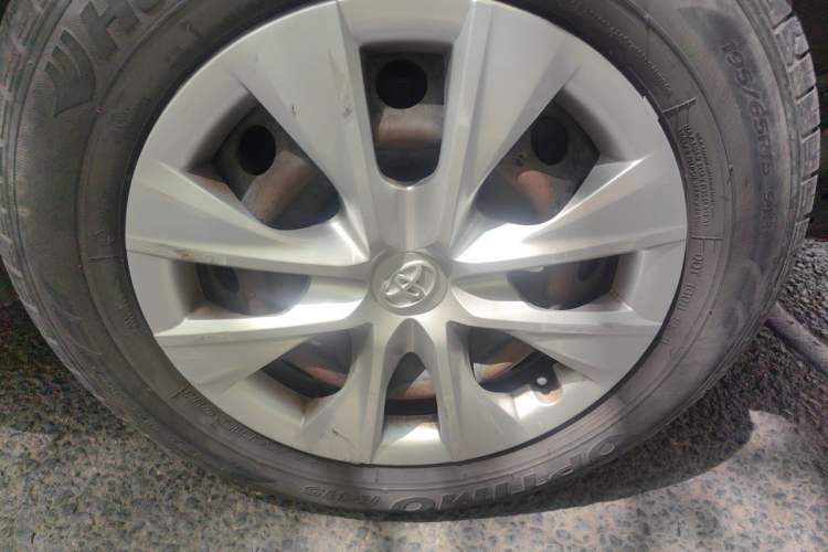 Used Toyota Levin 2016 1.6E Manual New Edition Right Front Wheel Hub
