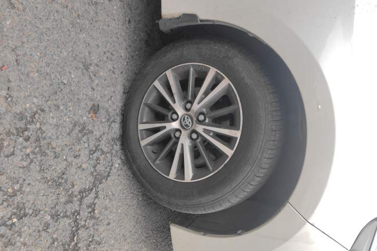 Used Toyota Levin 2016 1.6G CVT Elite Edition Right Front Wheel Hub