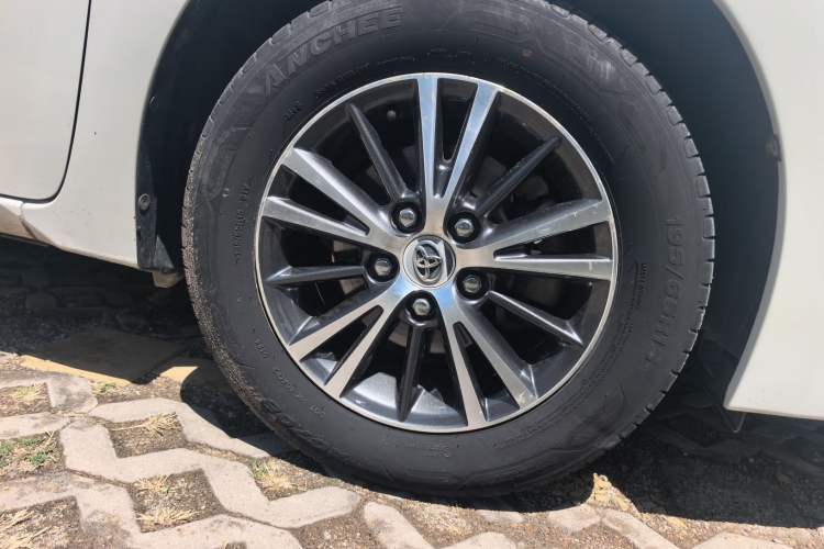 Used Toyota Levin 2016 1.6G CVT Elite Edition Right Front Wheel Hub