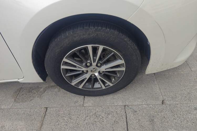 Used Toyota Levin 2016 1.6G-L CVT Leading Edition Right Front Wheel Hub