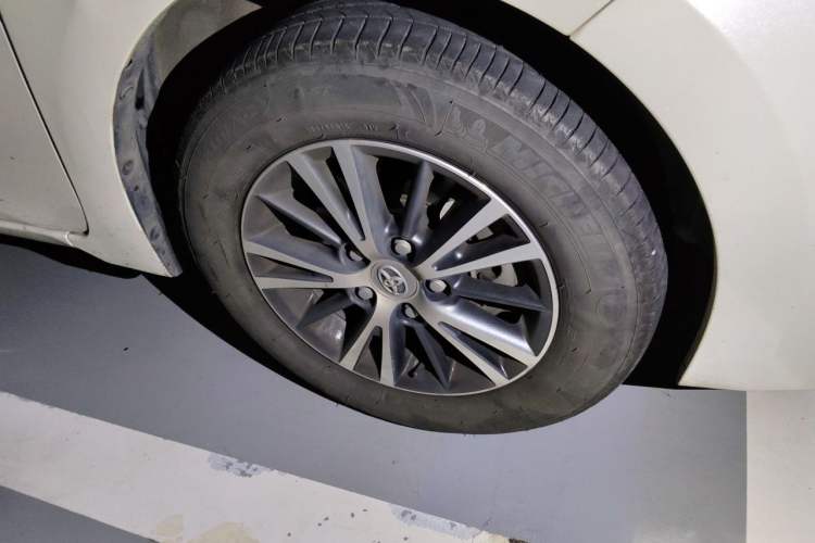 Used Toyota Levin 2016 1.6G CVT Elite Edition Right Front Wheel Hub