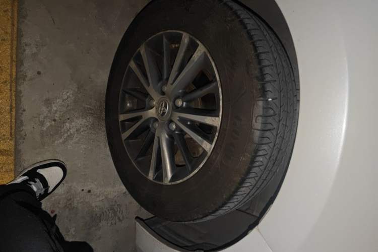 Used Toyota Levin 2016 1.6G CVT Elite Edition Right Front Wheel Hub