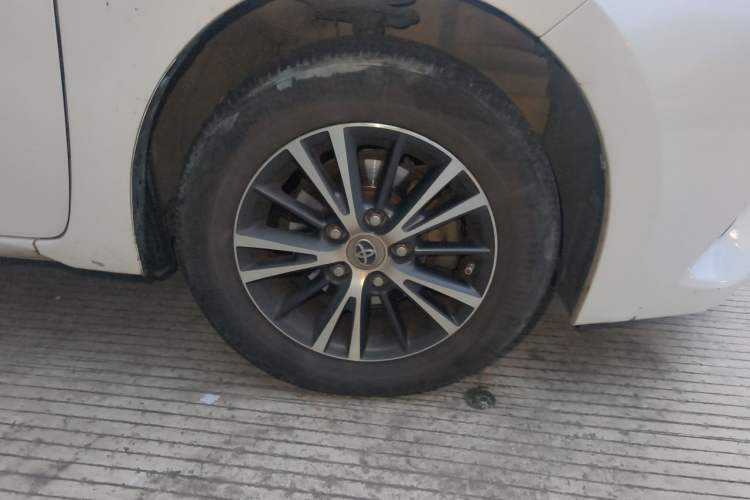 Used Toyota Levin 2016 1.6G CVT Elite Edition Right Front Wheel Hub