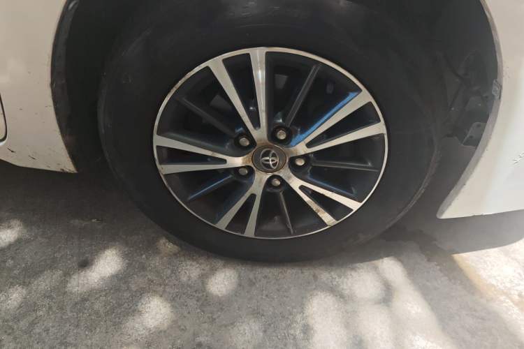 Used Toyota Levin 2016 1.6G-L CVT Leading Edition Right Front Wheel Hub