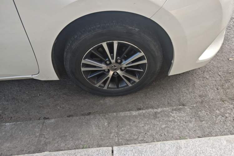 Used Toyota Levin 2016 1.6G CVT Elite Edition Right Front Wheel Hub