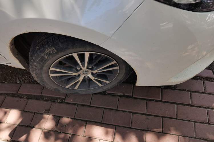 Used Toyota Levin 2016 1.6G CVT Elite Edition Right Front Wheel Hub