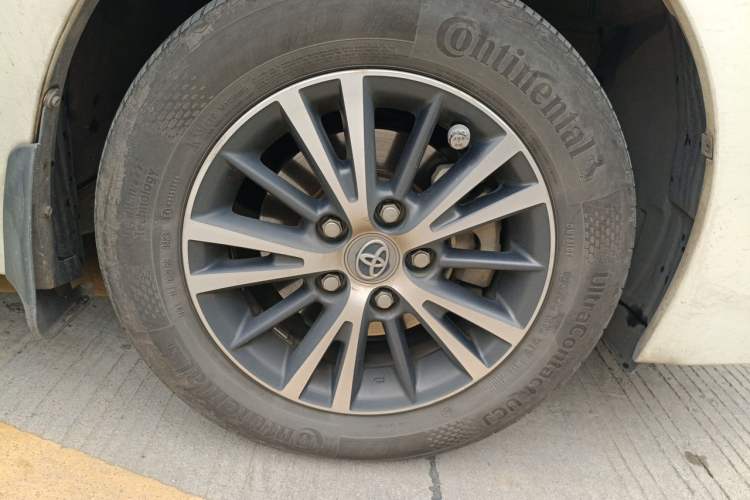 Used Toyota Levin 2016 1.6G CVT Elite Edition Right Front Wheel Hub