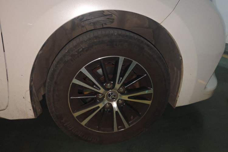 Used Toyota Levin 2016 1.6G CVT Elite Edition Right Front Wheel Hub