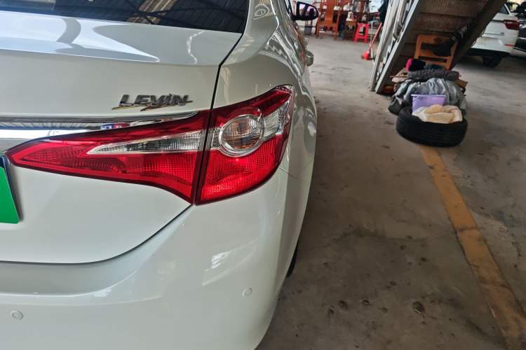 Used Toyota Levin 2016 1.6G Manual Elite Edition Right Rear Taillight