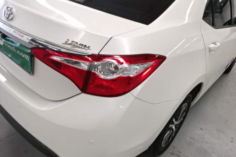 Used Toyota Levin 2016 1.6G CVT Elite Edition Right Rear Taillight