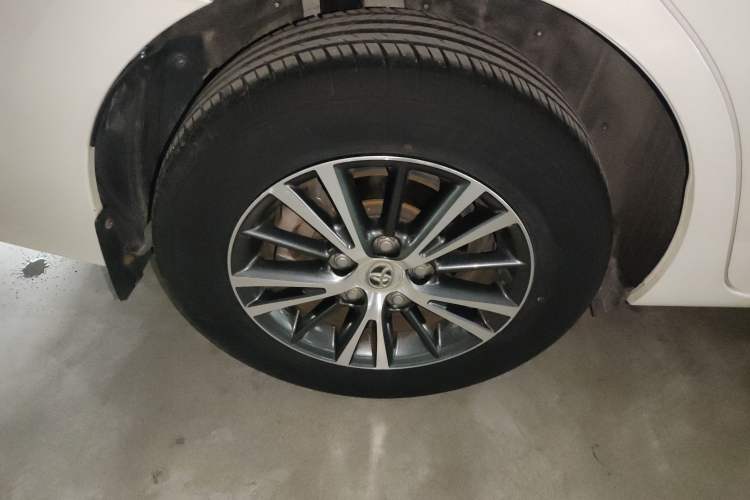Used Toyota Levin 2016 1.6G CVT Elite Edition Right Rear Wheel Hub