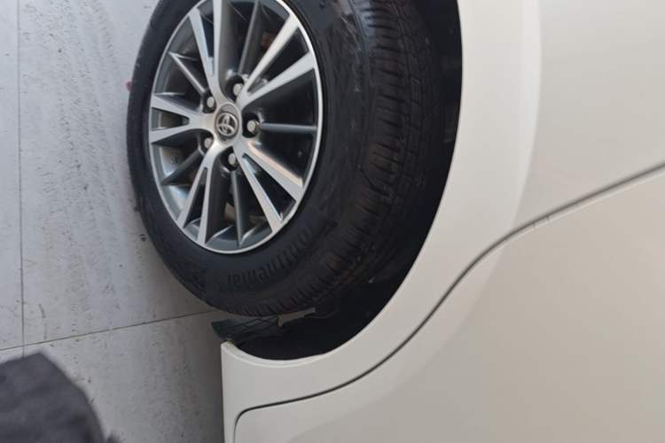 Used Toyota Levin 2016 1.6G CVT Elite Edition Right Rear Wheel Hub