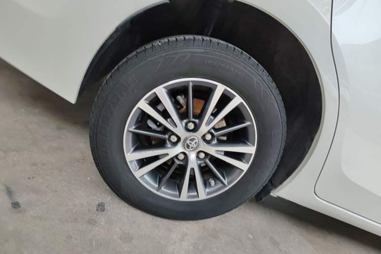 Used Toyota Levin 2016 1.6G CVT Elite Edition Right Rear Wheel Hub