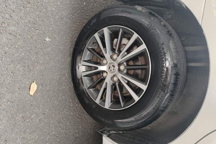 Used Toyota Levin 2016 1.6G CVT Elite Edition Right Rear Wheel Hub