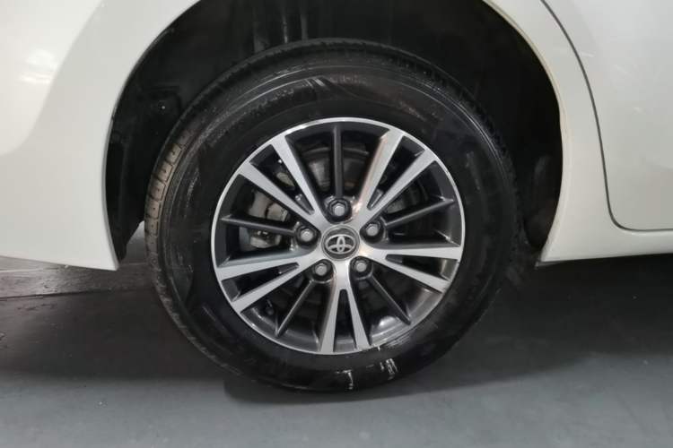 Used Toyota Levin 2016 1.6G CVT Elite Edition Right Rear Wheel Hub