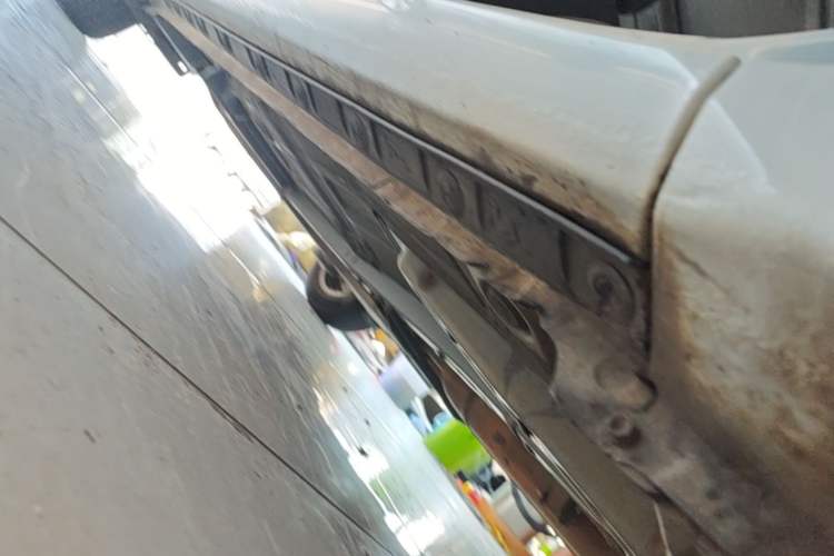 Used Toyota Levin 2016 1.6G CVT Elite Edition Right Side Sill