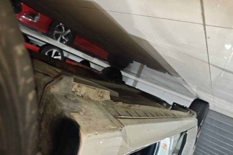Used Toyota Levin 2016 1.6G CVT Elite Edition Right Side Sill