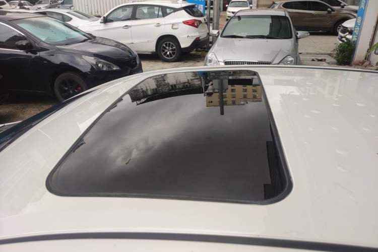 Used Toyota Levin 2016 1.6G CVT Elite Edition Roof