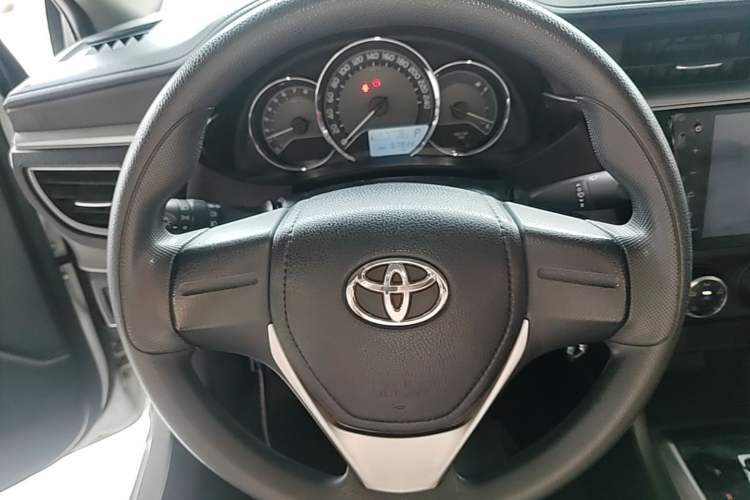 Used Toyota Levin 2016 1.6G CVT Elite Edition Steering Wheel