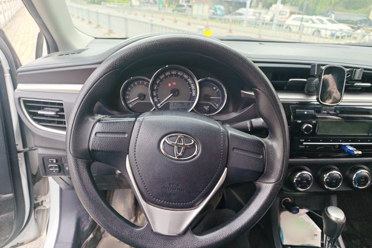 Used Toyota Levin 2016 1.6G CVT Elite Edition Steering Wheel