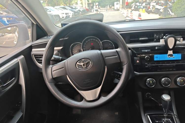 Used Toyota Levin 2016 1.6G CVT Elite Edition Steering Wheel