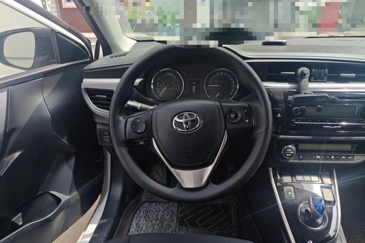 Used Toyota Levin 2016 Dual-Engine 1.8H GS E-CVT Elite Model with Sunroof Steering Wheel