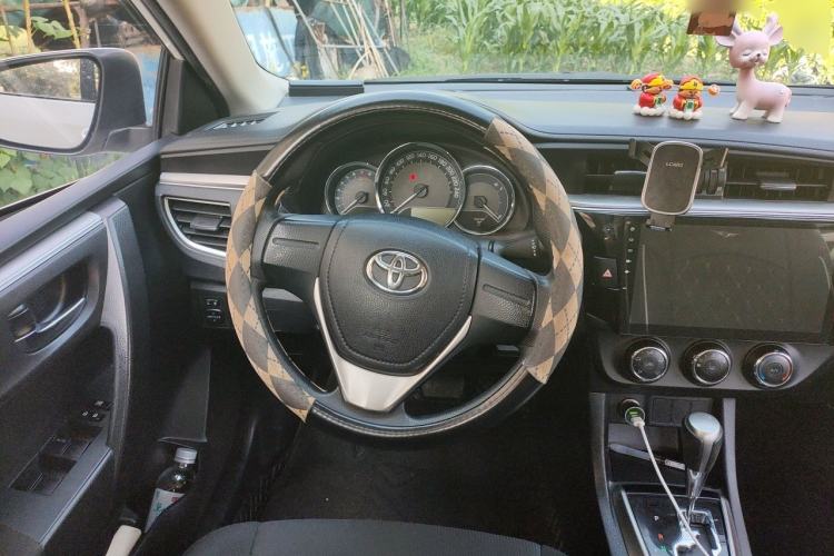 Used Toyota Levin 2016 1.6G CVT Elite Edition Steering Wheel