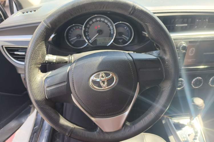 Used Toyota Levin 2016 1.6G CVT Elite Edition Steering Wheel