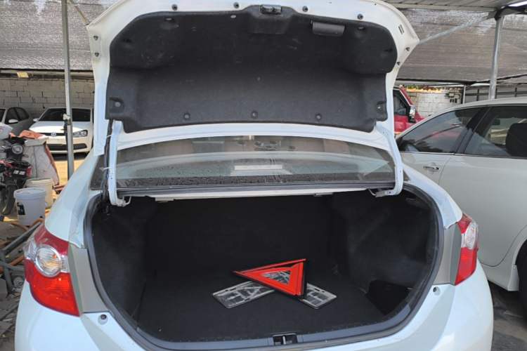 Used Toyota Levin 2016 1.6G CVT Elite Edition Trunk