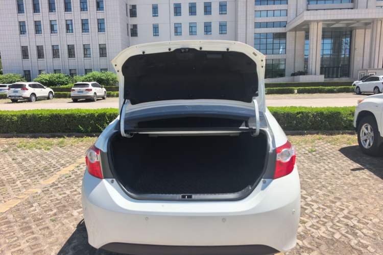 Used Toyota Levin 2016 1.6G CVT Elite Edition Trunk
