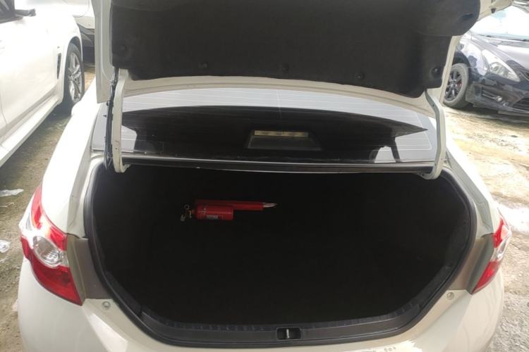 Used Toyota Levin 2016 1.6G CVT Elite Edition Trunk