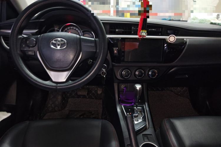 Used Toyota Levin 2016 1.6G CVT Elite Edition Center Console