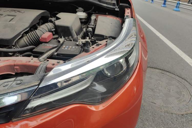 Used Toyota Levin 2016 1.6G CVT Elite Edition Engine Bay Left