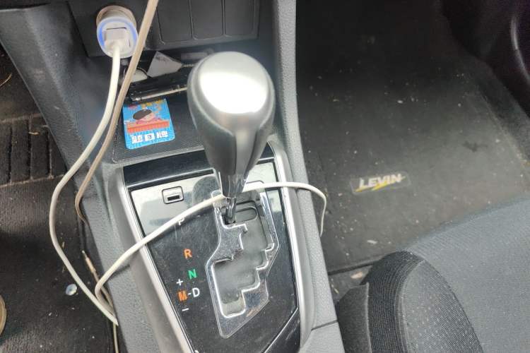 Used Toyota Levin 2016 1.6G CVT Elite Edition Gear Lever