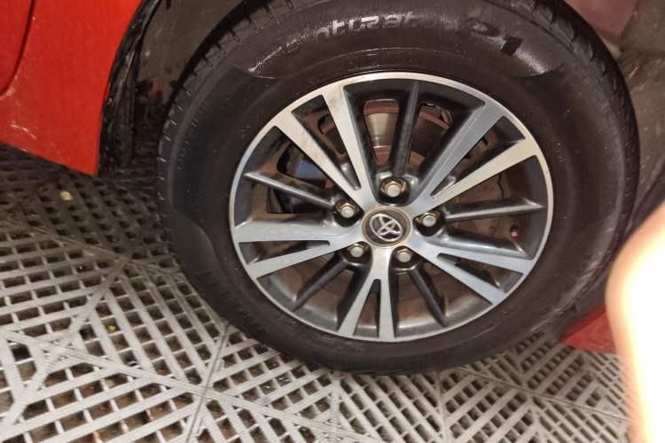 Used Toyota Levin 2016 1.6G CVT Elite Edition Right Front Wheel Hub