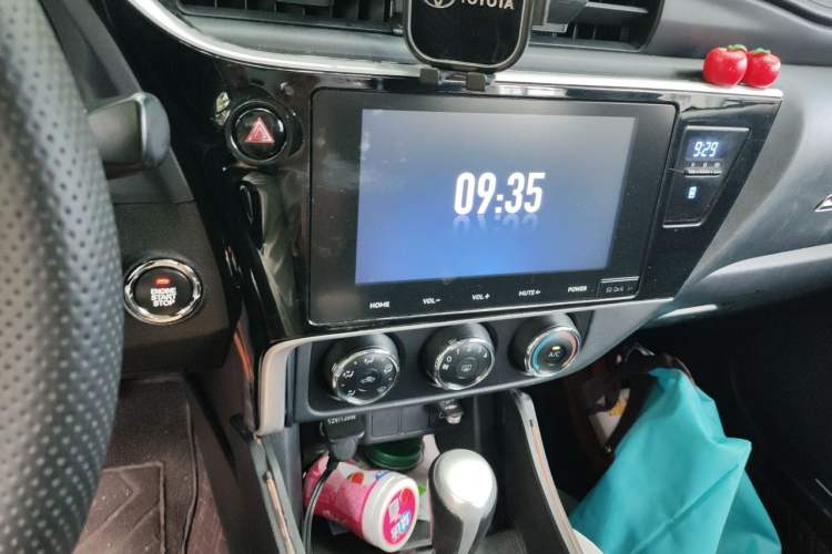 Used Toyota Levin 2017 Revised Version 185T CVT Elite Edition China VI Standard Audio And AC Panel