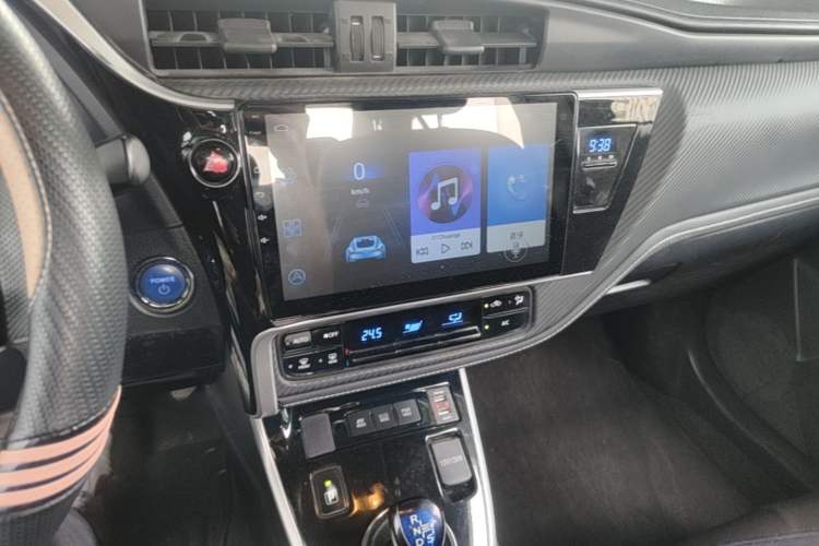 Used Toyota Levin 2017 Revised Dual-Engine 1.8H GS E-CVT Elite Sunroof Version China V Standard Audio And AC Panel